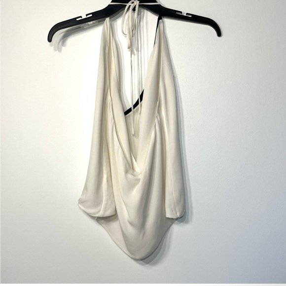 L'Agence REVOLVE Celeste Silk Bubble Halter, backless plunge v-neck large. White - Picture 4 of 7